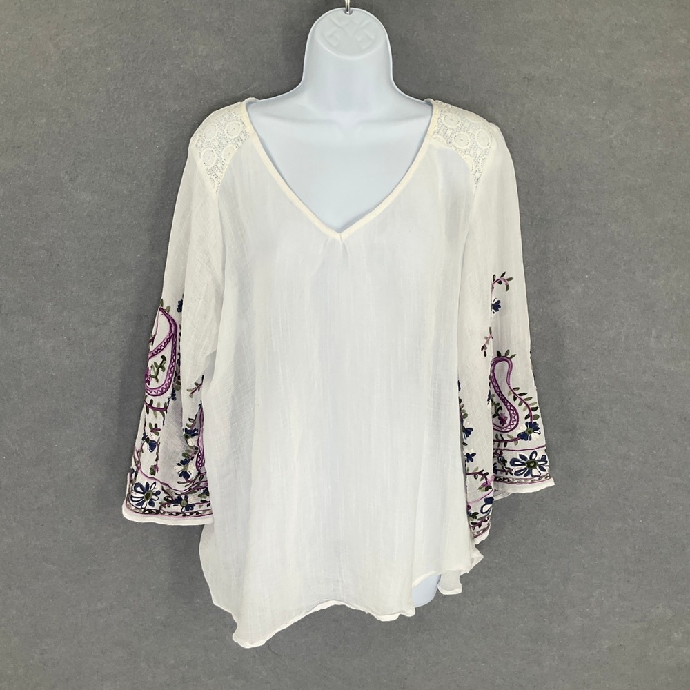 Fig & Flower White Embroidered Paisley Lace Dainty Top Sz XL Lightweight Boho